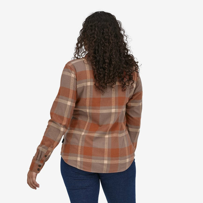 Load image into Gallery viewer, Patagonia Womens Long Sleeve Organic Cotton Midweight Fjord Flannel Shirt