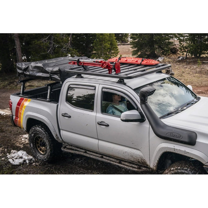 Load image into Gallery viewer, Yakima LockNLoad Platform J, 76x65 (3-bar system)