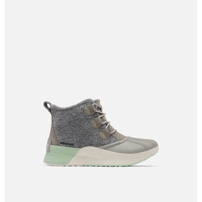 Load image into Gallery viewer, Sorel Women's Out N About III Classic Waterproof Winter Boot
