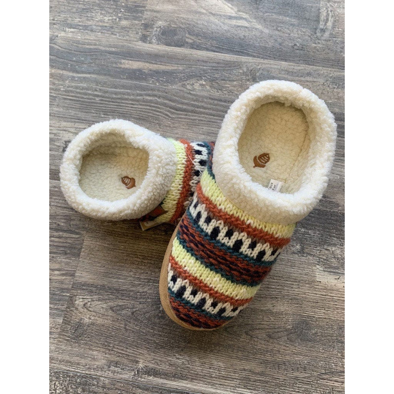 Load image into Gallery viewer, Acorn Fairisle Hoodback Scuff Slipper - Women's
