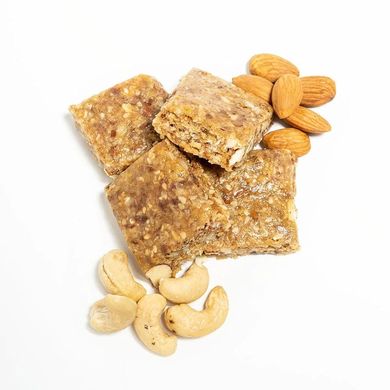 Load image into Gallery viewer, Probar Almond Cashew Crunch Organic Meal Bar
