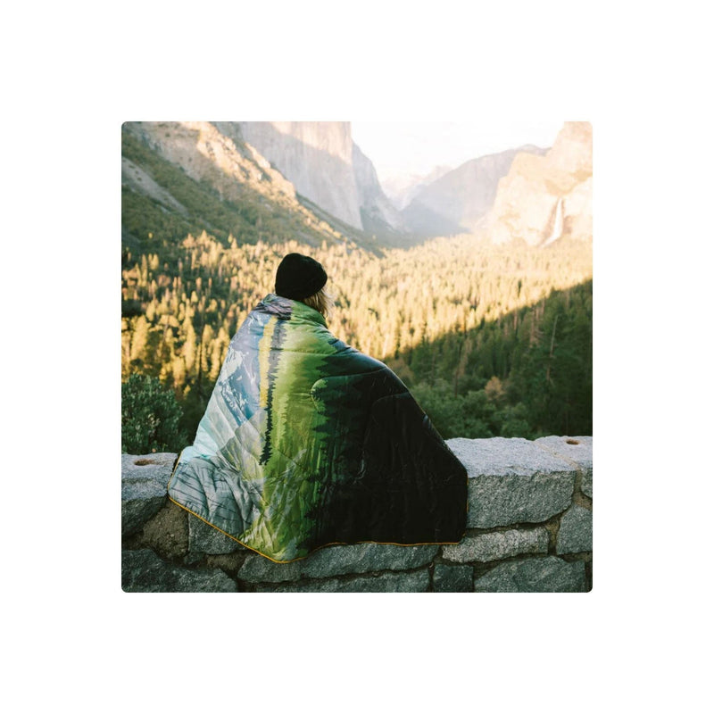 Load image into Gallery viewer, Rumpl Original Puffy Blanket - Yosemite National Park
