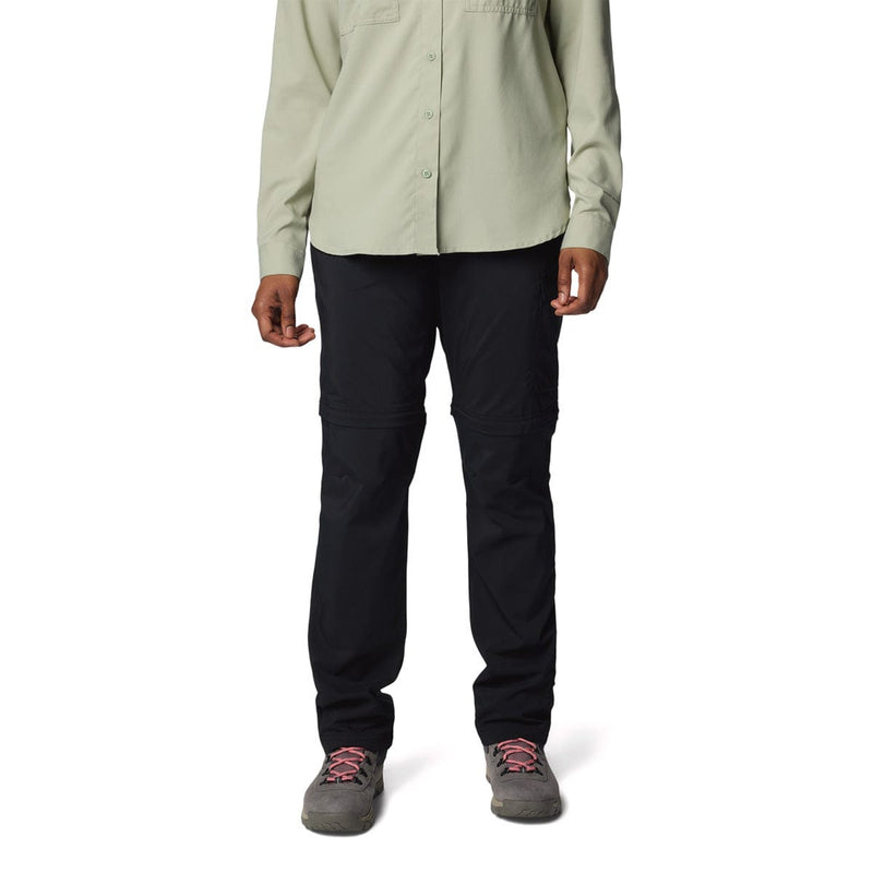 Load image into Gallery viewer, Person wearing a light green shirt and black pants on a white background
