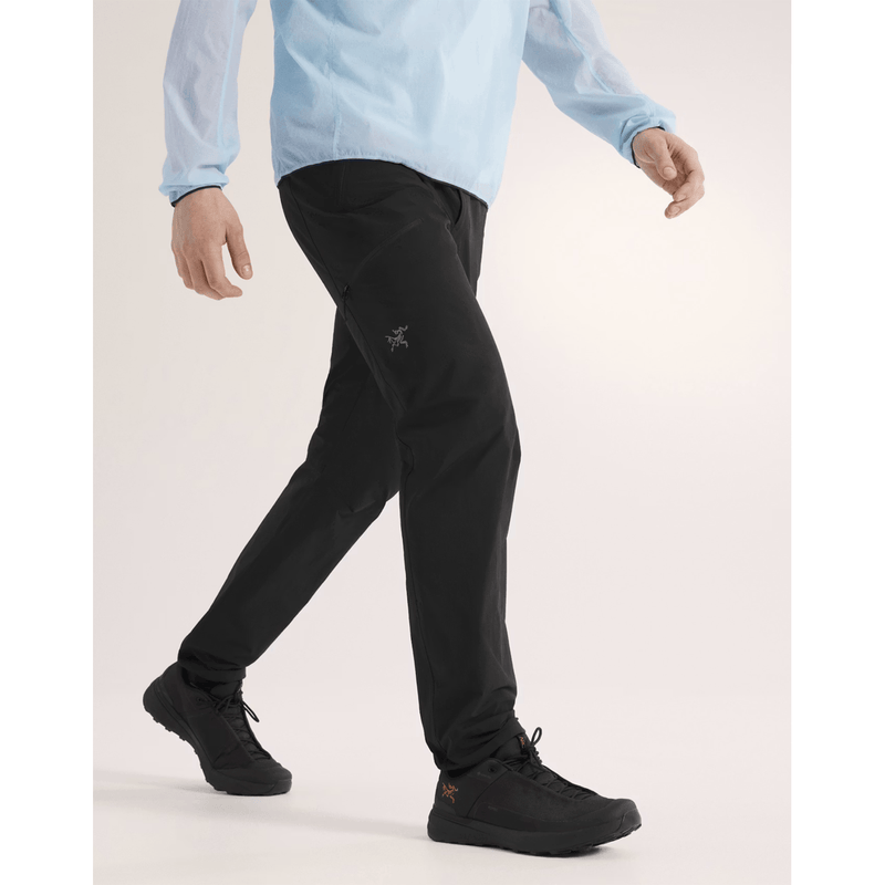 Load image into Gallery viewer, Person wearing black pants and a light blue shirt on a white background
