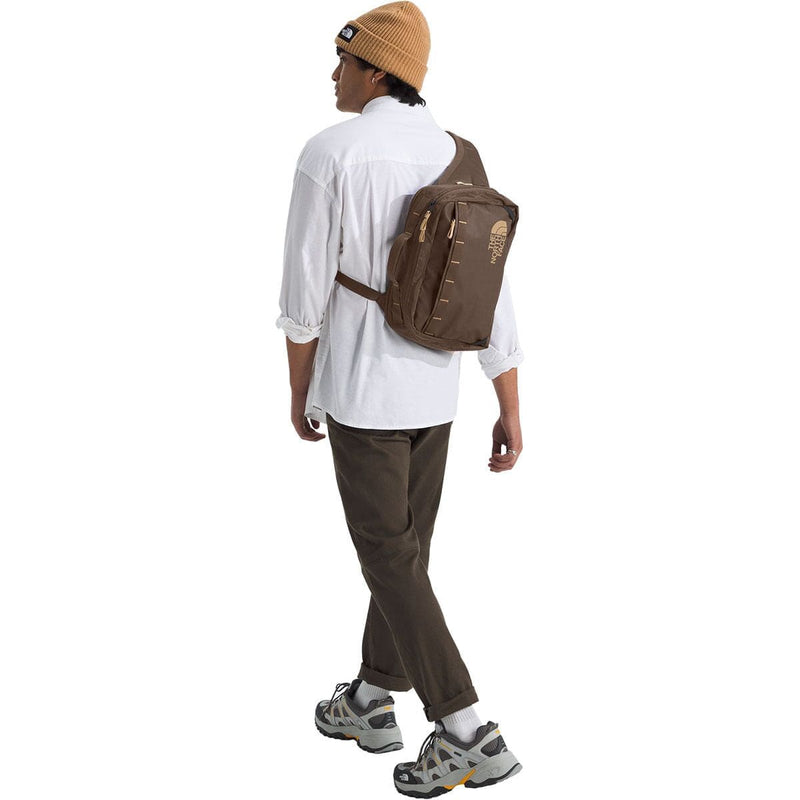 Load image into Gallery viewer, The North Face Base Camp Voyager Sling
