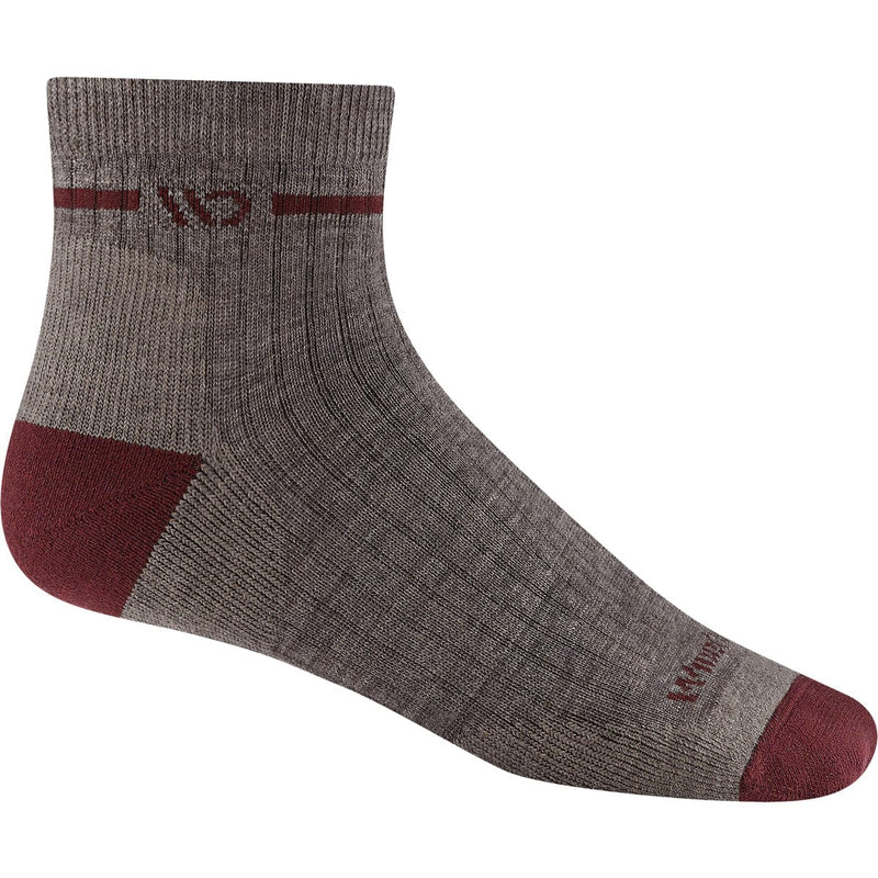 Load image into Gallery viewer, Wide Open by Darn Tough Women's Single Stripe Midweight Quarter Sock
