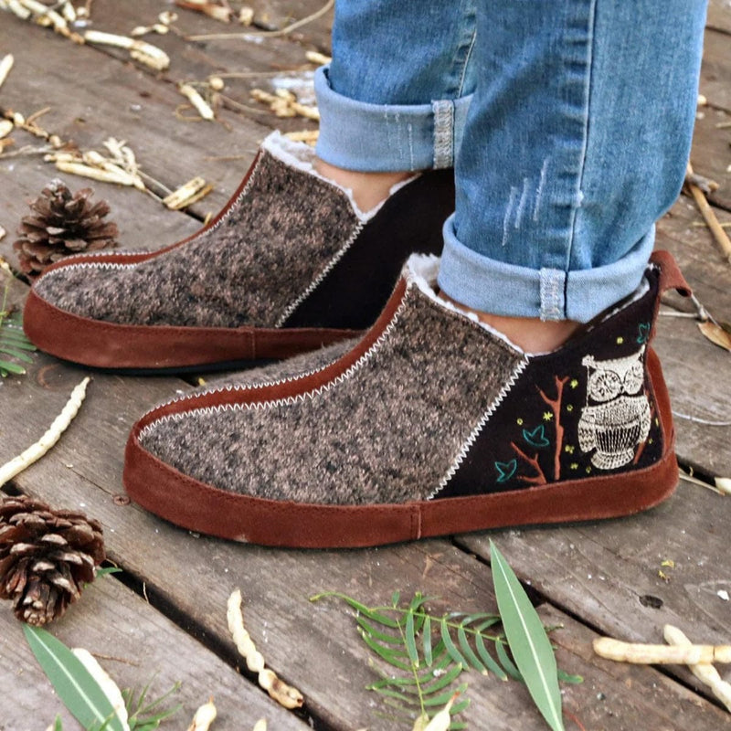 Load image into Gallery viewer, Acorn Women's Forest Bootie Ankle Height Slipper with Cloud Cushion Comfort

