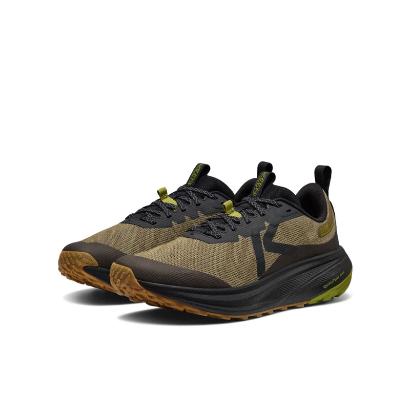 Load image into Gallery viewer, Pair of black and brown athletic shoes on a white background
