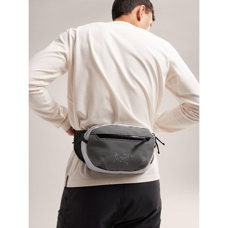 Load image into Gallery viewer, Arc'teryx Arro Waist Pack
