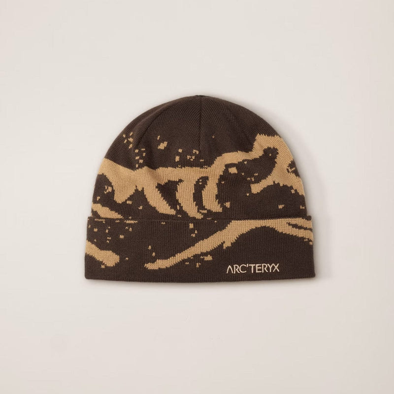 Load image into Gallery viewer, Brown and beige beanie with 'Arc'teryx' logo on a light gray background
