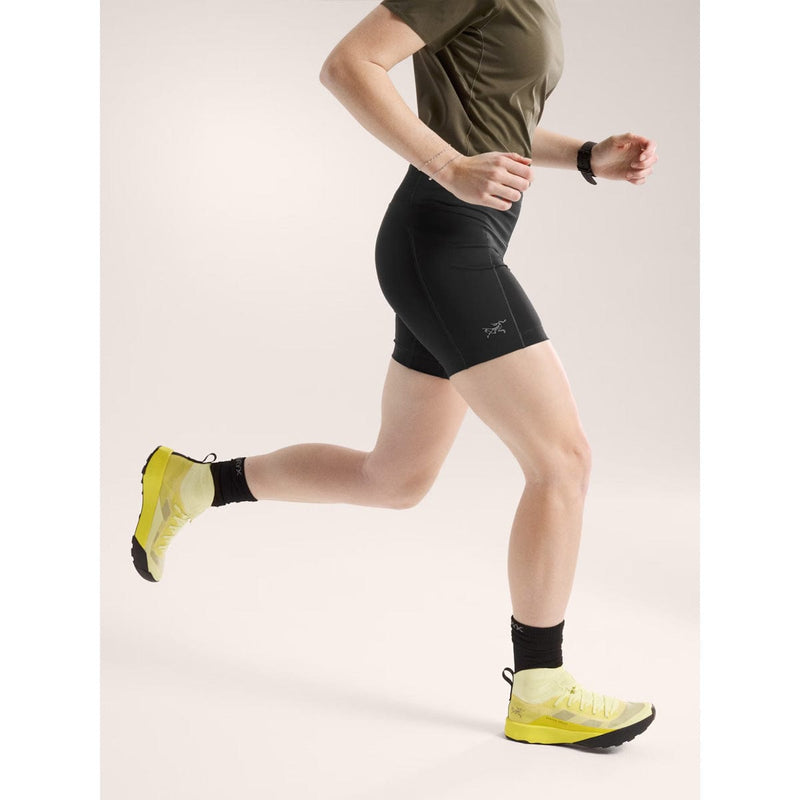 Load image into Gallery viewer, Arc'teryx Women's Essent High-Rise Utility Short 6' Inseam
