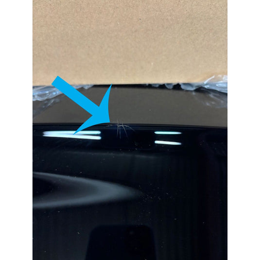Thule Motion 3 XXL Rooftop Cargo Box – Open Box with Light Cometic Damage