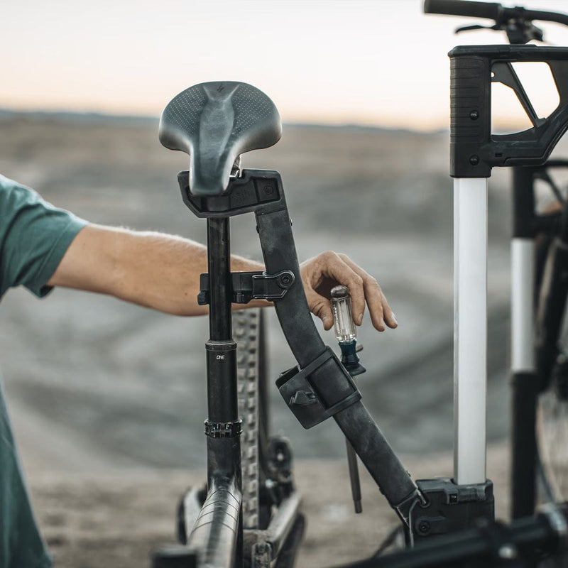 Load image into Gallery viewer, Thule Verse Bike Repair Holder
