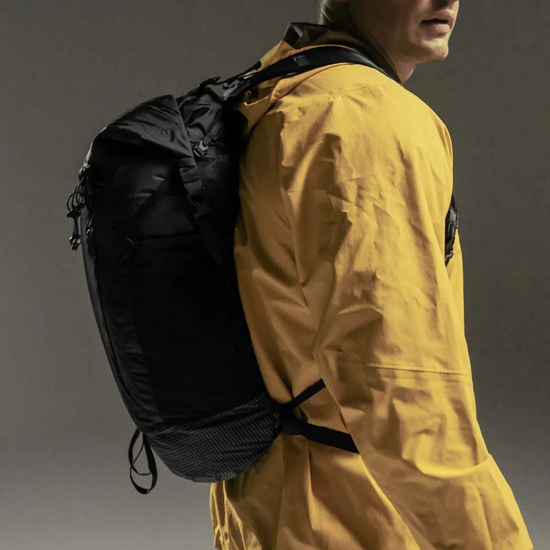 Load image into Gallery viewer, Matador Freerain22 Waterproof Packable Backpack
