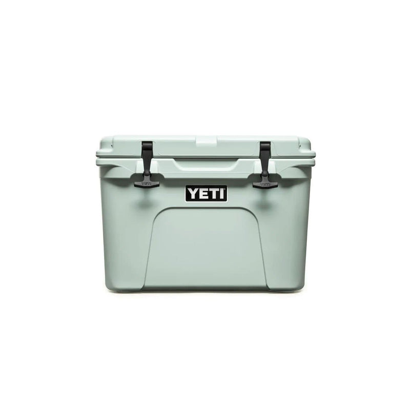 Load image into Gallery viewer, YETI Tundra 35 Hard Cooler
