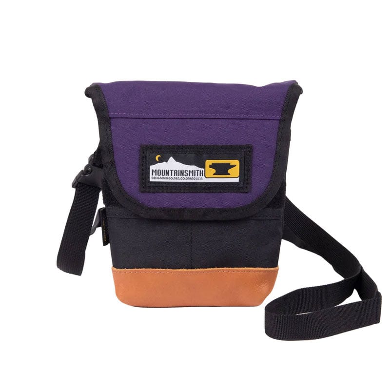 Load image into Gallery viewer, Mountainsmith Trippin Pouch
