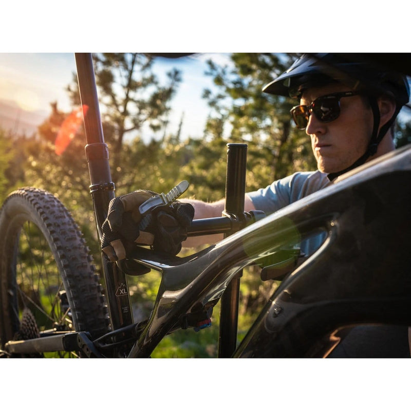 Load image into Gallery viewer, Yakima OnRamp 2" E-Bike Hitch Bike Rack
